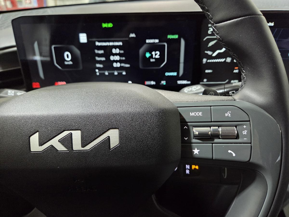 2026 Kia EV9 - Image 202