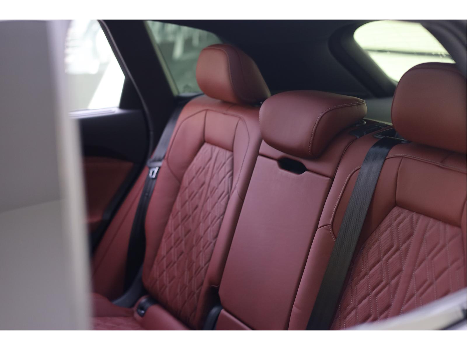 2025 Audi SQ5 - Image 230