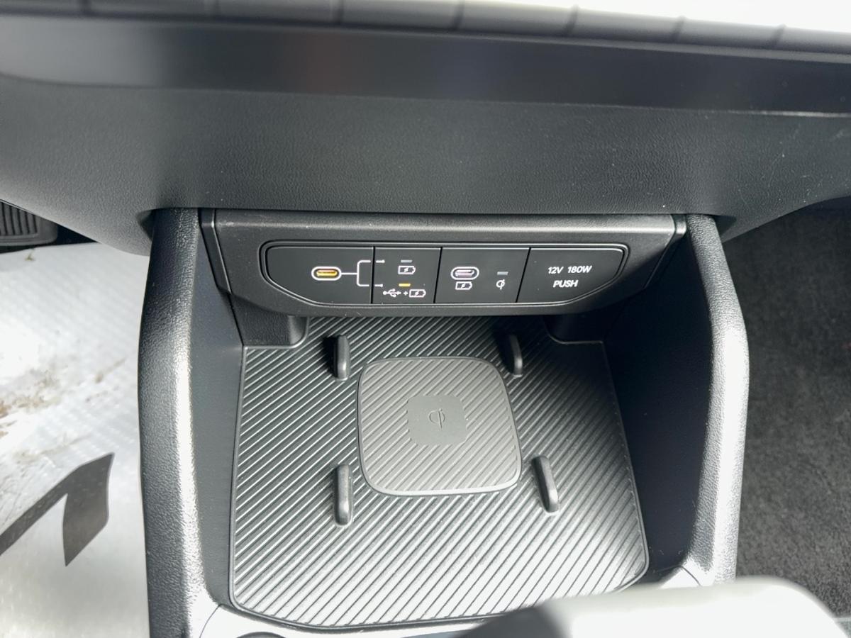 2025 Kia K4 - Image 173