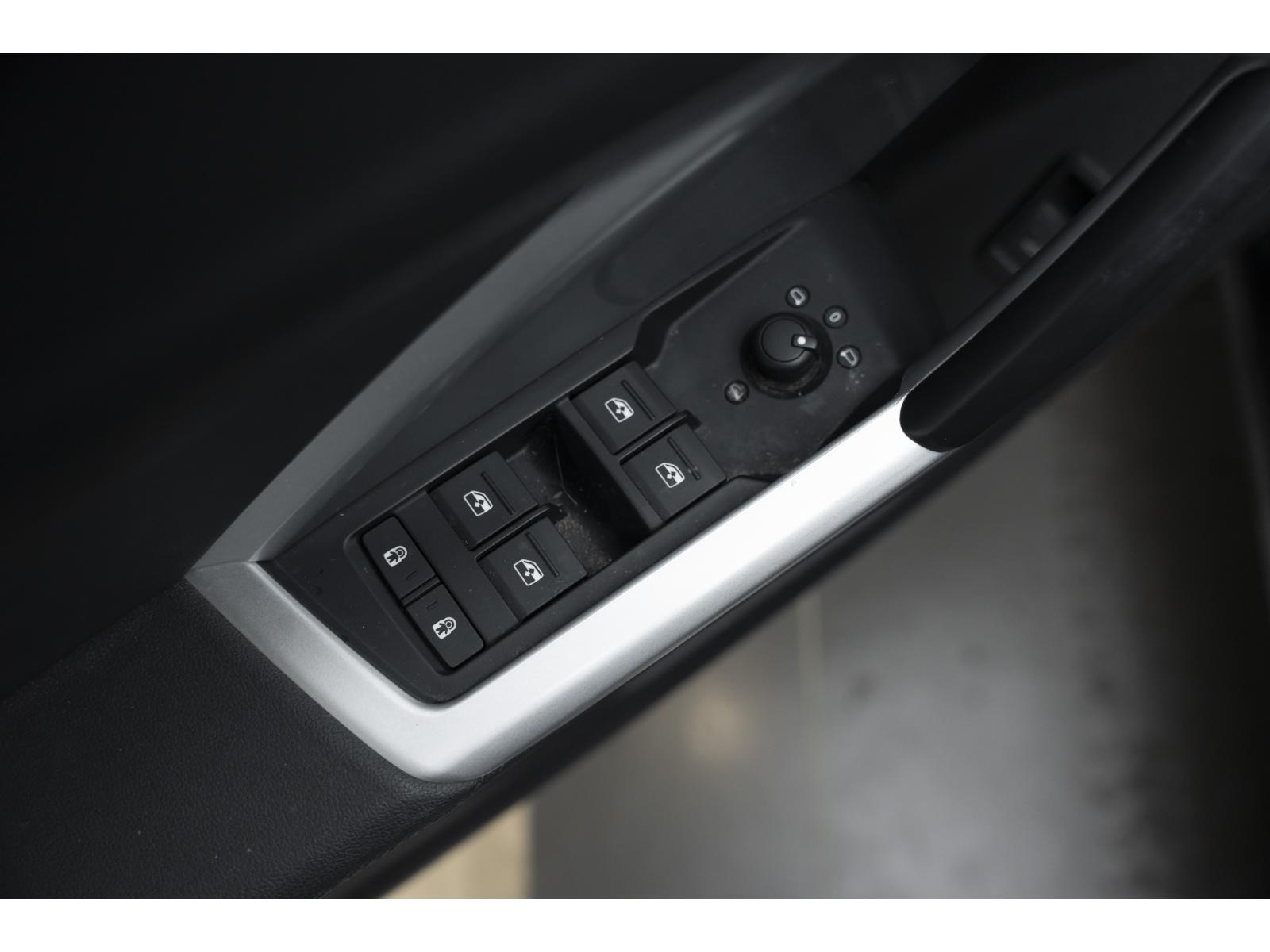 2023 Audi Q3 - Image 236