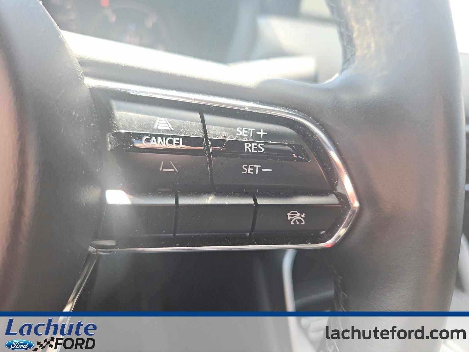 2024 Mazda CX-90 PHEV - Image 135