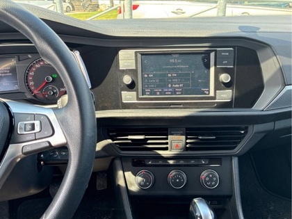 2021 Volkswagen Jetta - Image 28