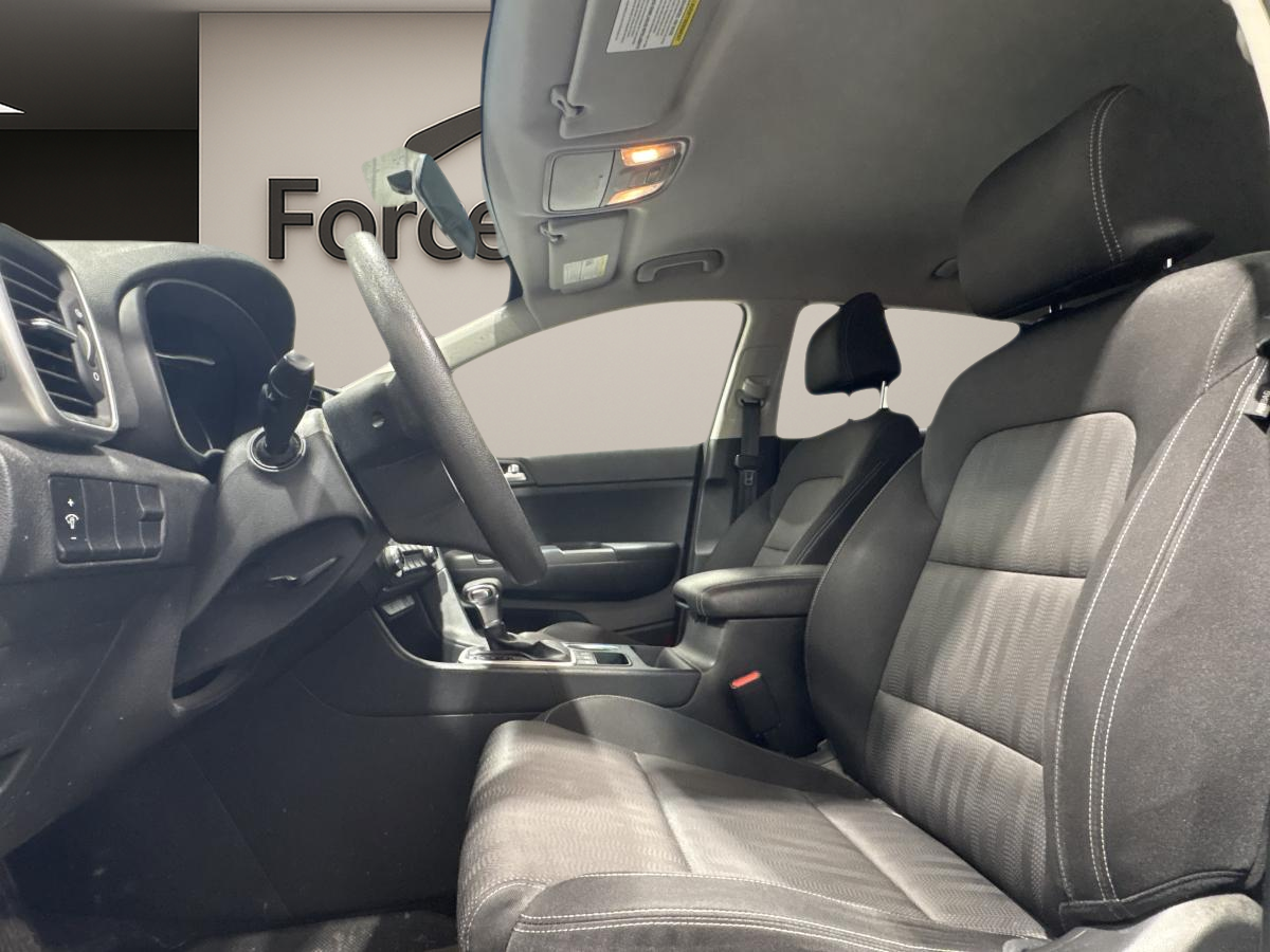 2020 Kia Sportage - Image 31