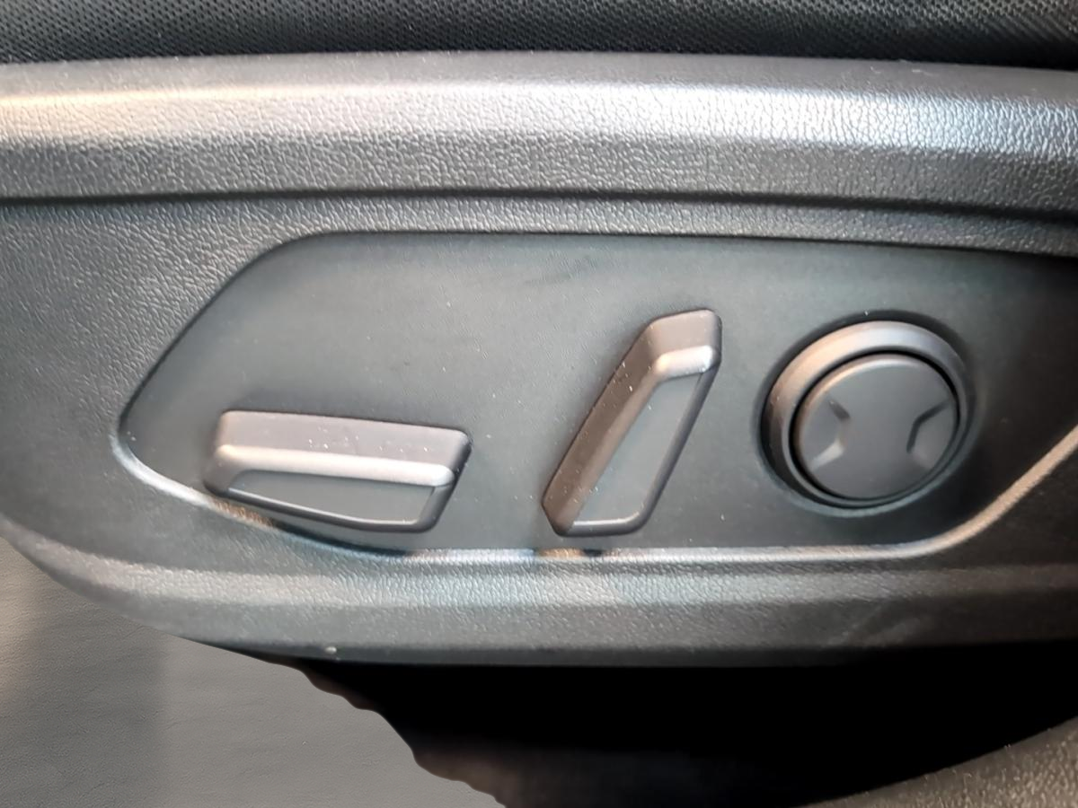2023 Kia Sorento - Image 53