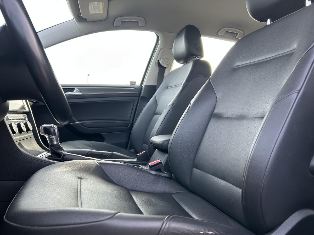 2018 Volkswagen e-Golf - Image 78