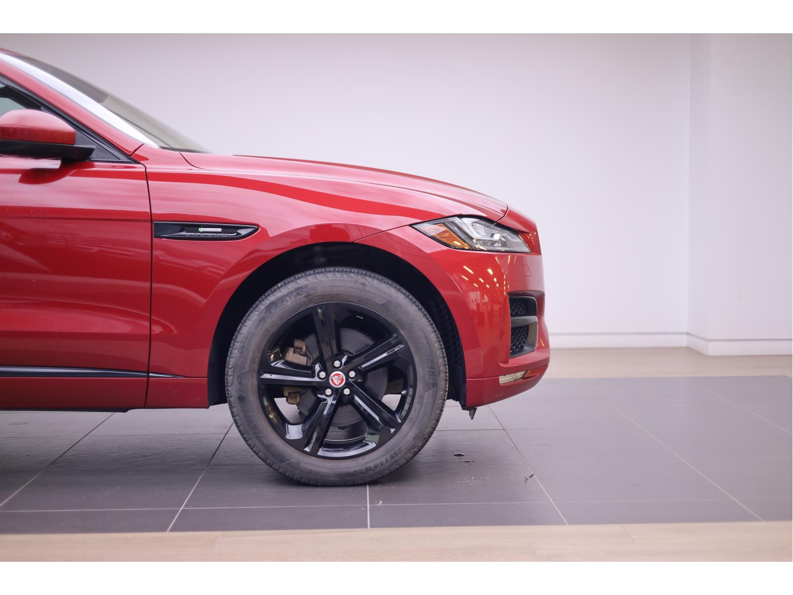 2019 Jaguar F-Pace - Image 48