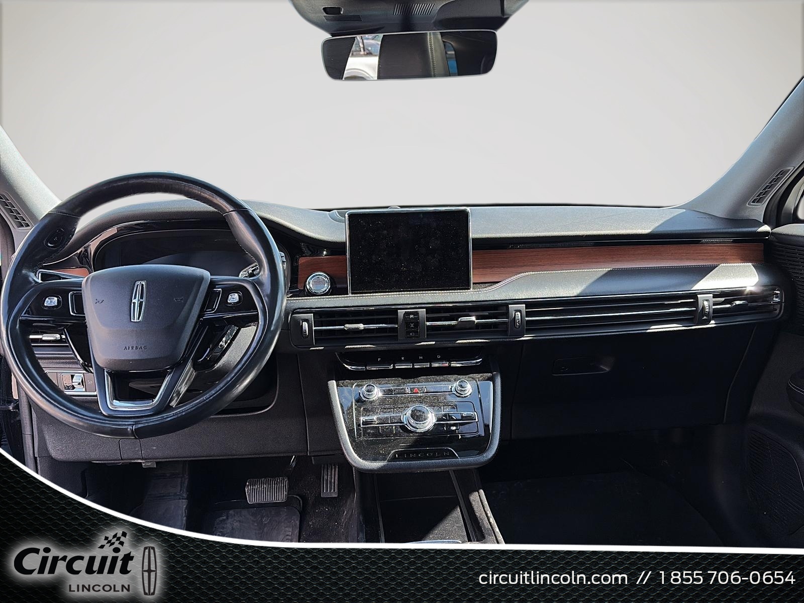 2022 Lincoln Corsair - Image 11