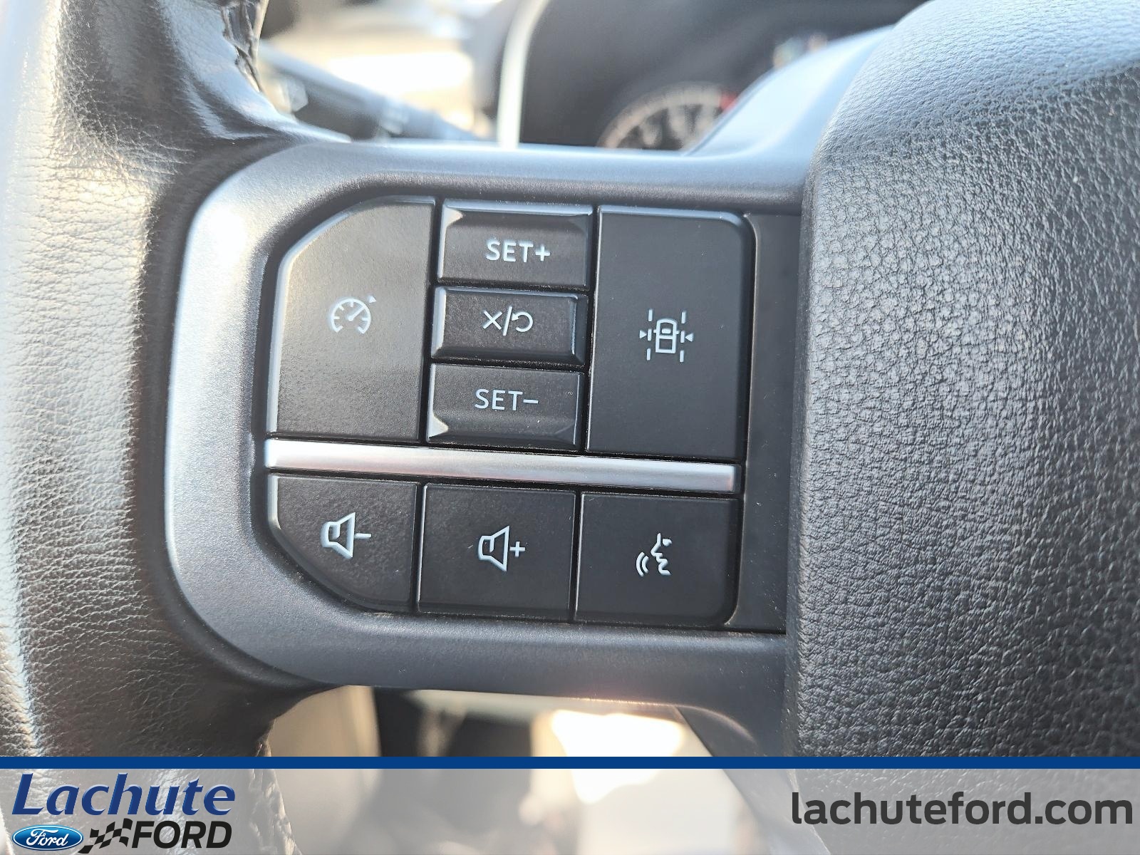 2023 Ford F-150 - Image 315