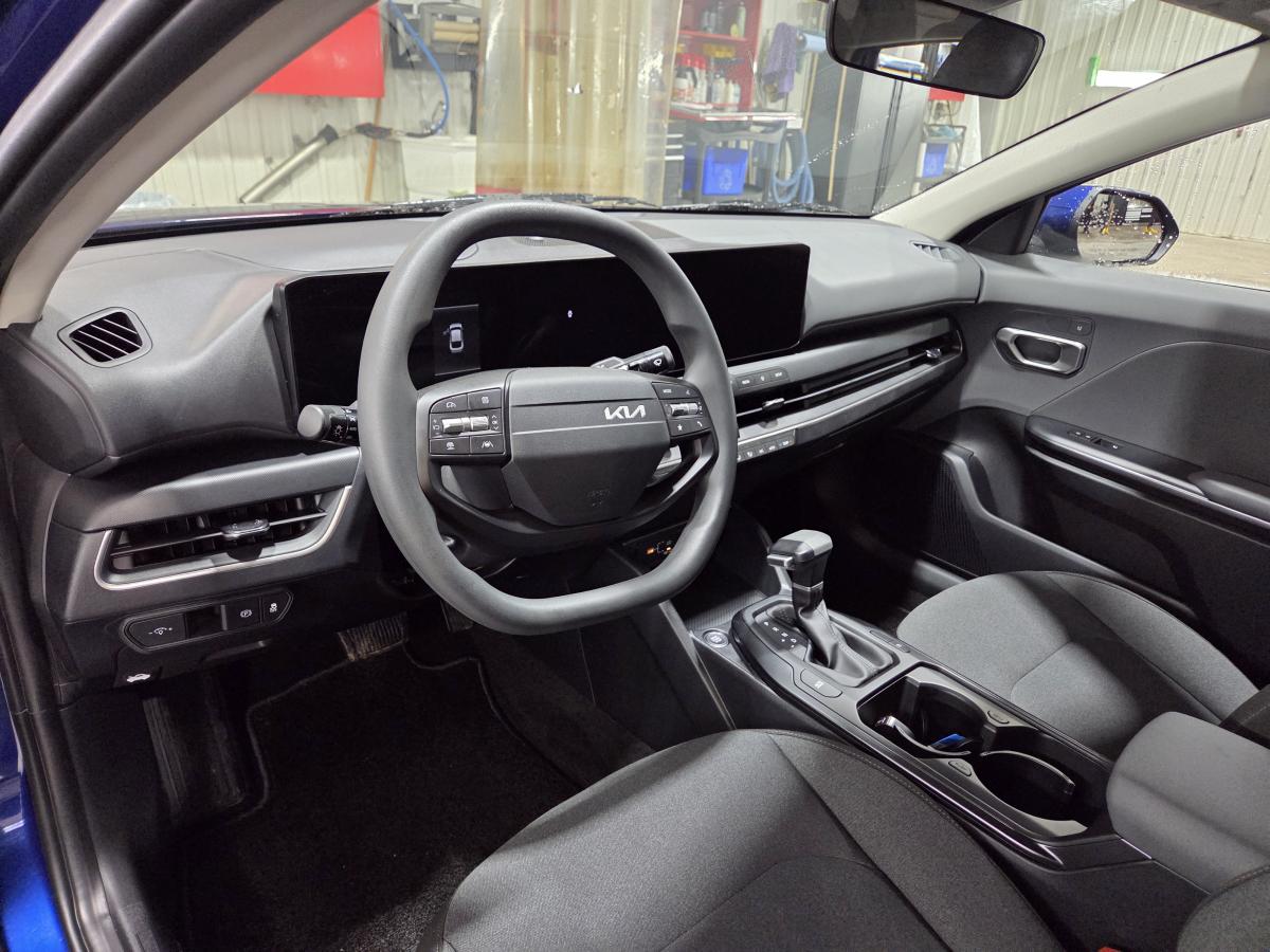 2025 Kia K4 - Image 260