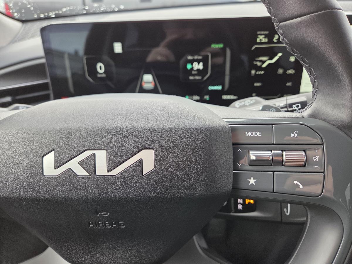 2026 Kia EV9 - Image 318