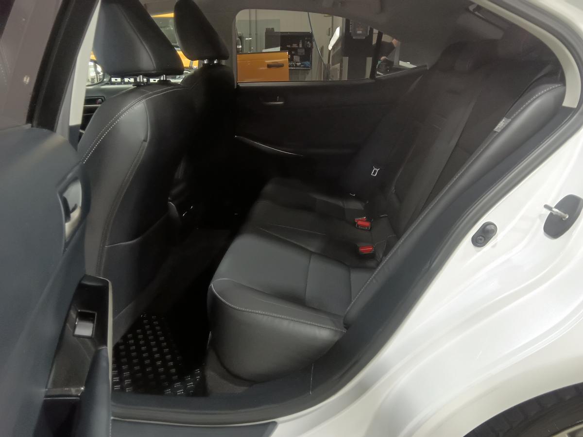 2019 Lexus IS 300 - Image 59