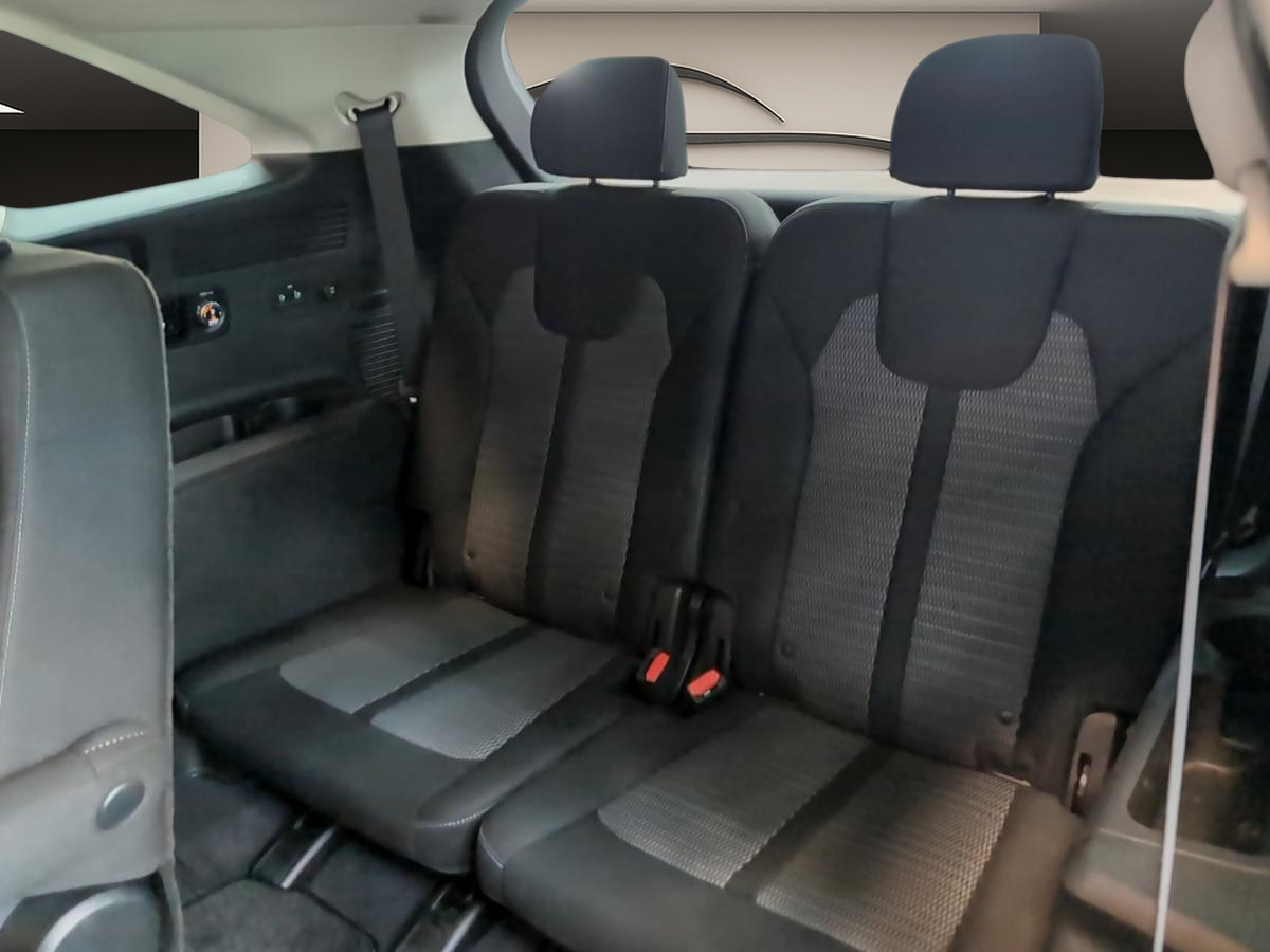 2023 Kia Sorento - Image 64