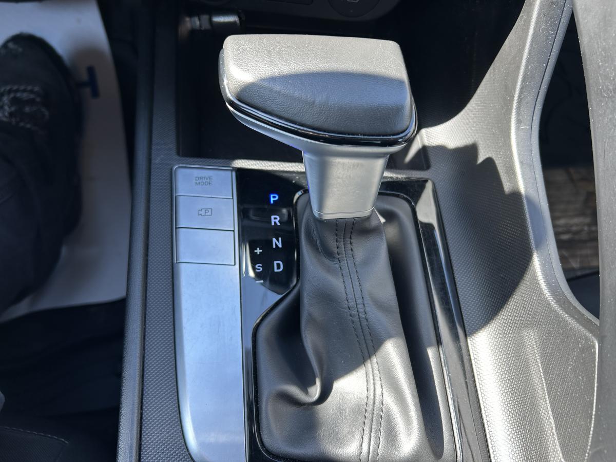 2024 Hyundai Elantra - Image 230