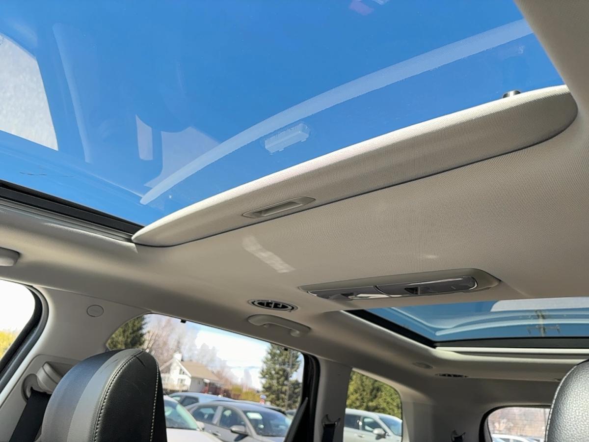 2024 Kia Telluride - Image 32