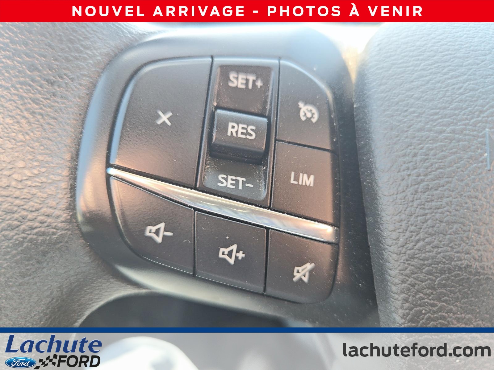 2025 Ford Transit - Image 40