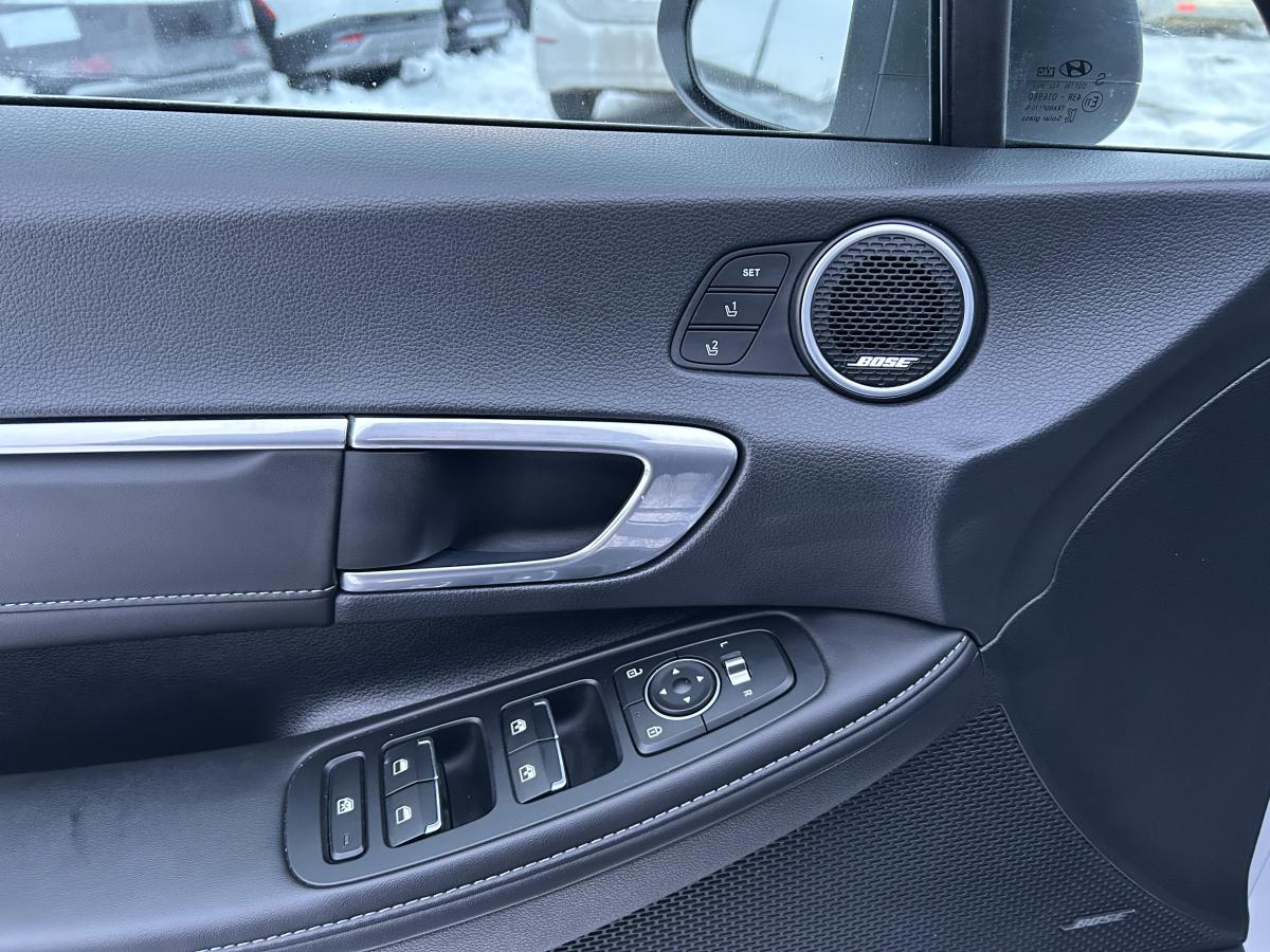 2023 Hyundai Sonata Hybrid - Image 396