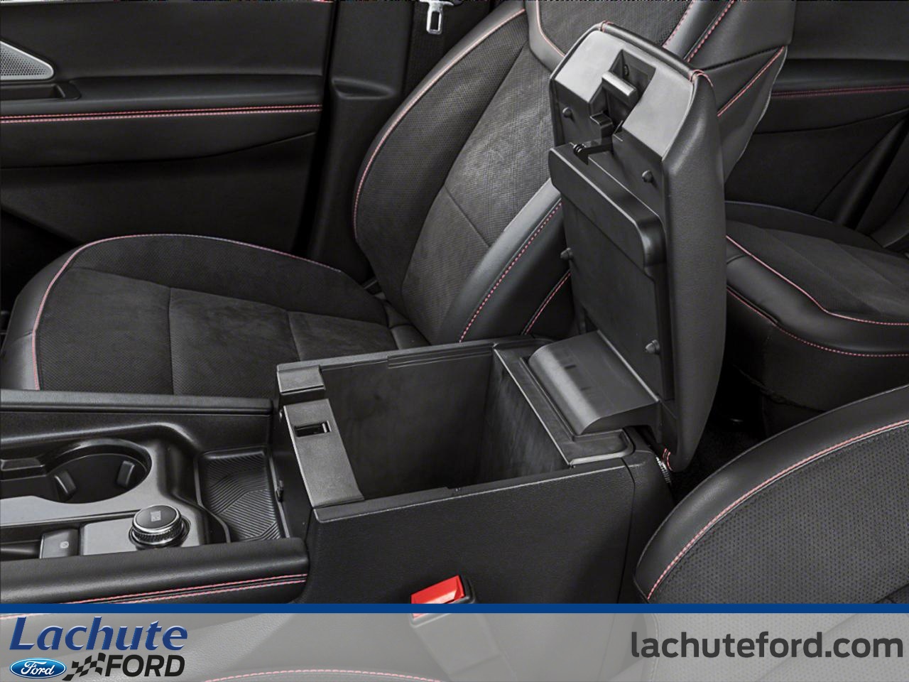 2026 Ford Explorer - Image 8