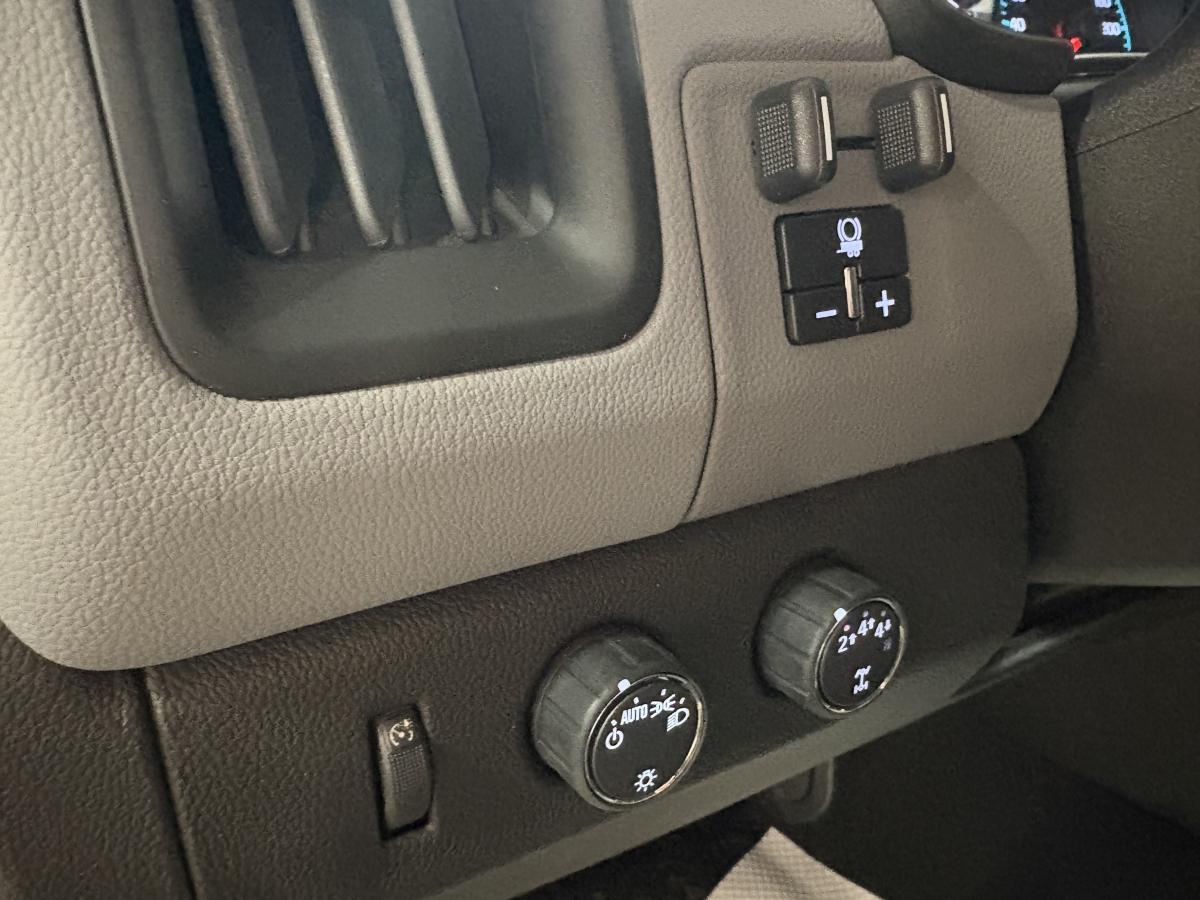 2022 Chevrolet Colorado - Image 308