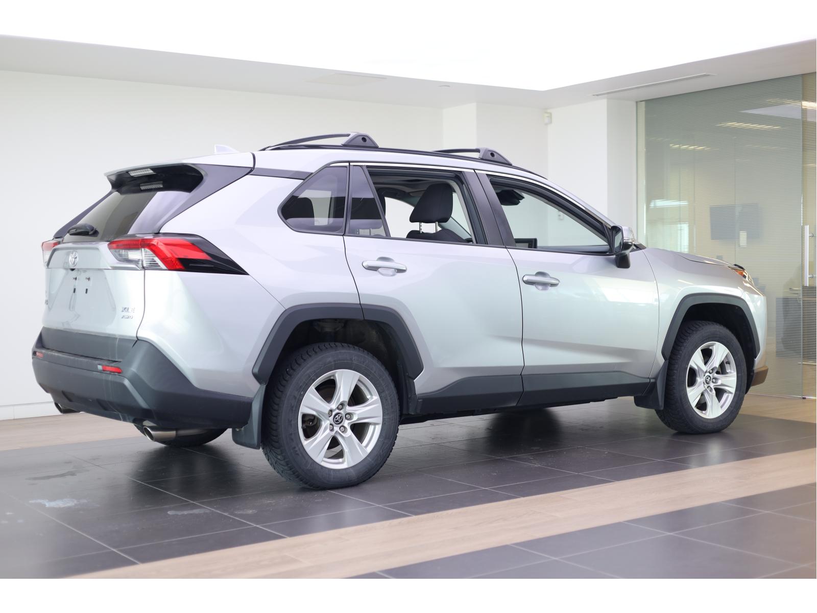 2019 Toyota RAV4 - Image 95