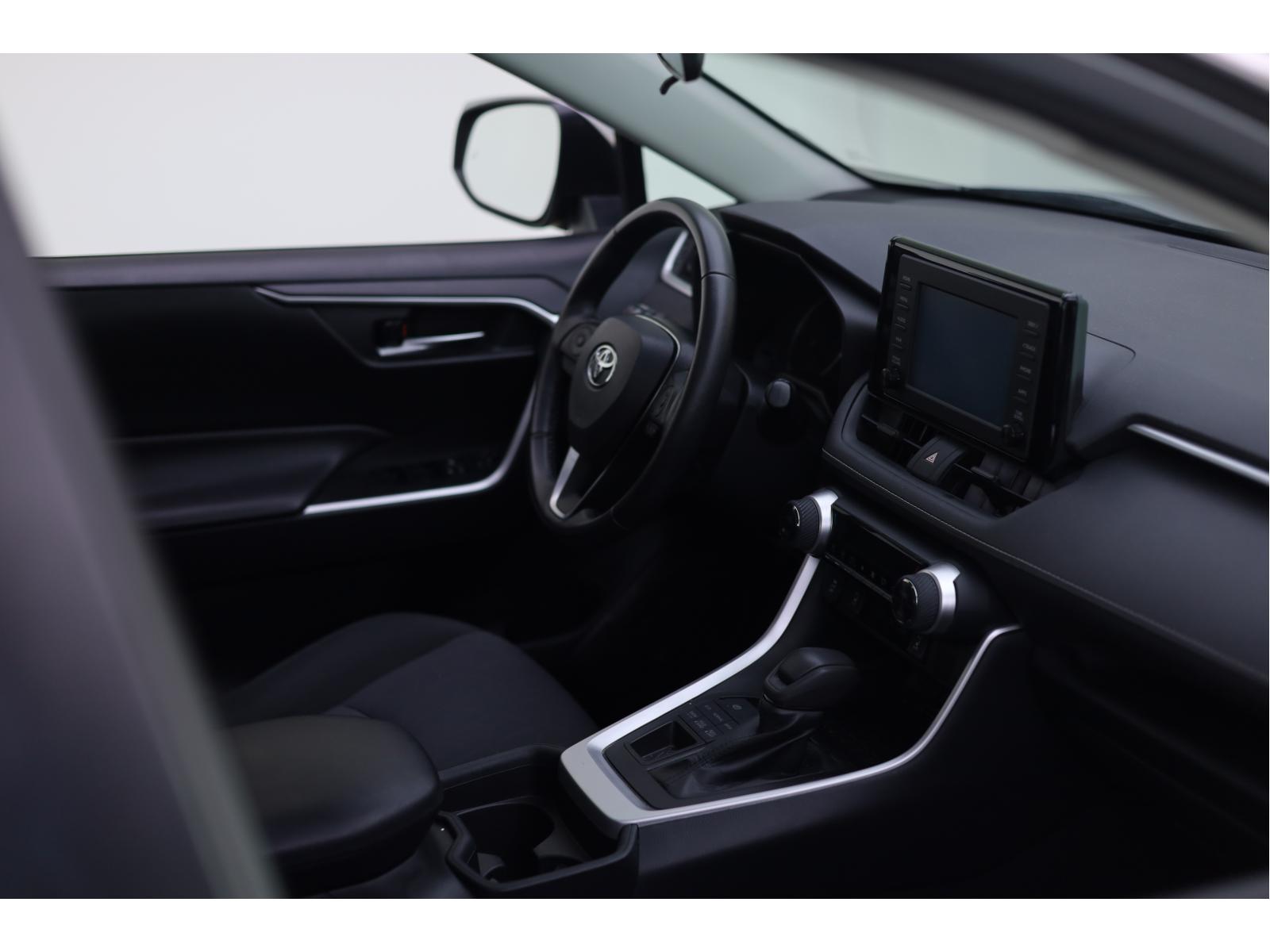 2019 Toyota RAV4 - Image 100