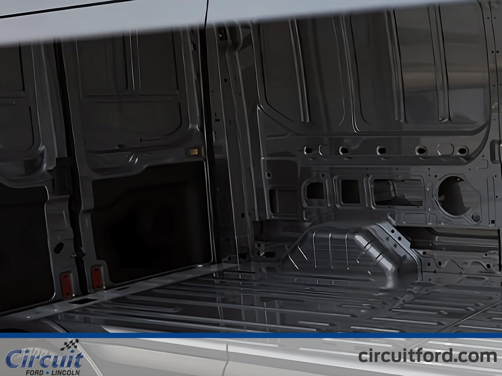 2025 Ford E-Transit - Image 110