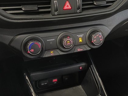 2023 Kia Forte5 - Image 152