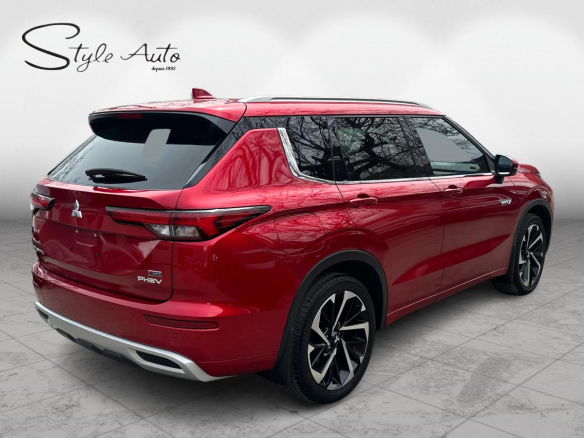 2024 Mitsubishi Outlander - Image 54
