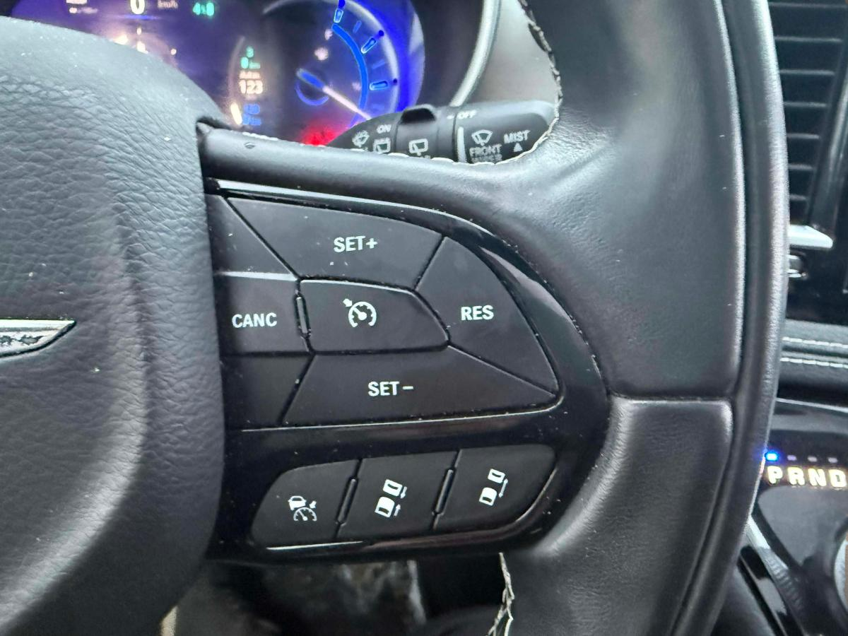 2022 Chrysler Pacifica Hybrid - Image 474