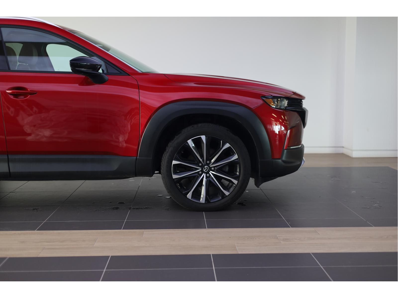 2024 Mazda CX-50 - Image 40