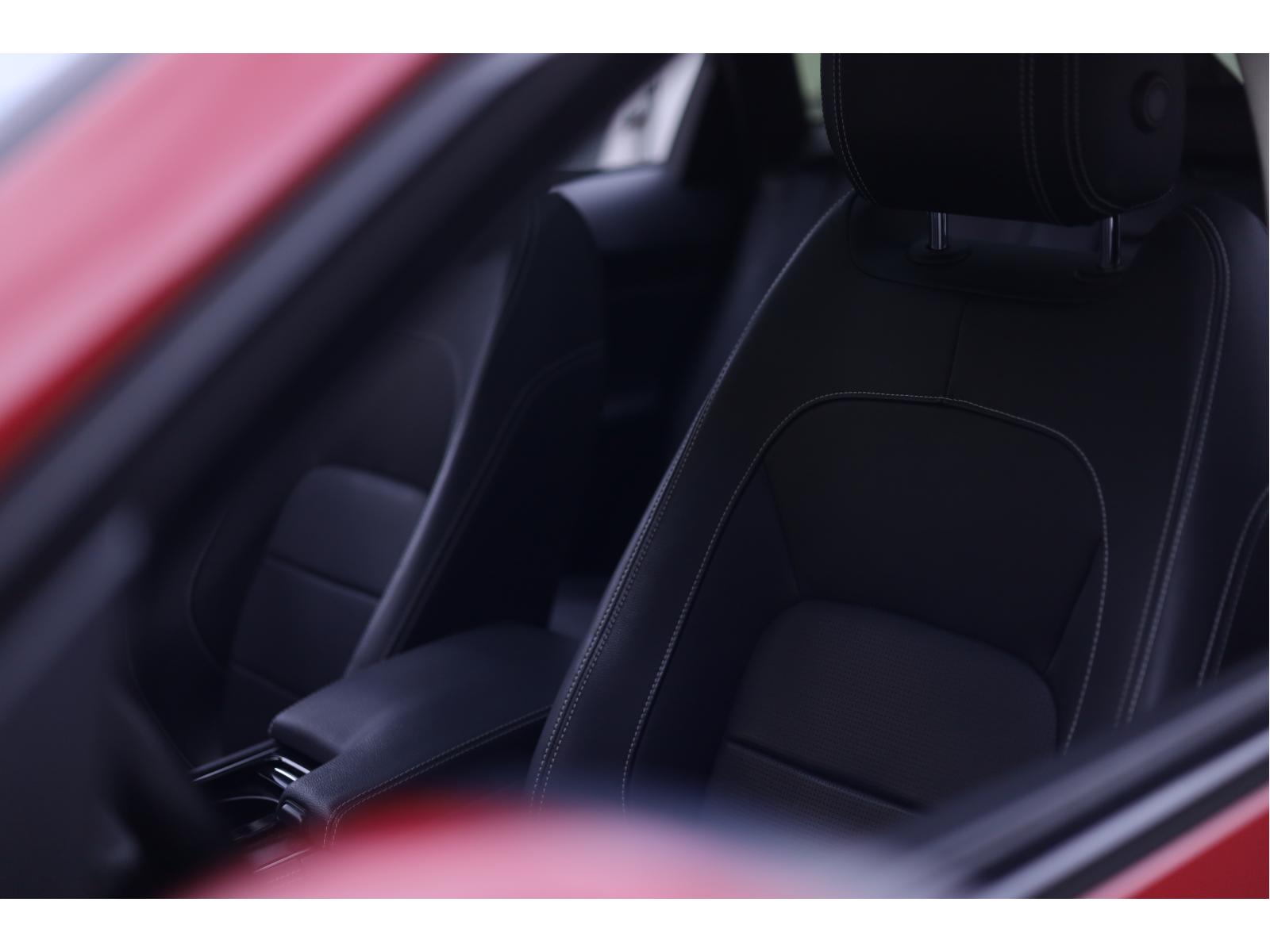 2019 Jaguar F-Pace - Image 231