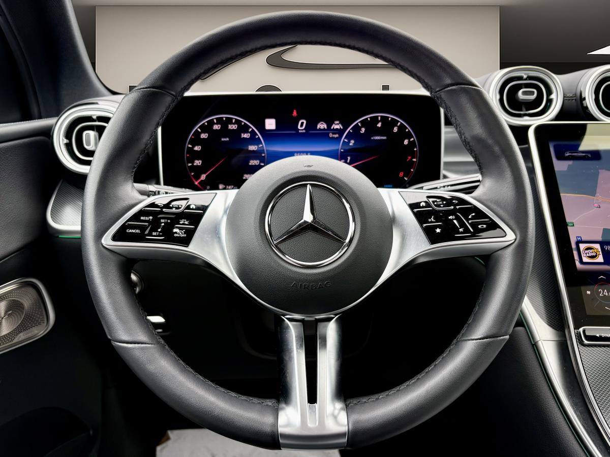 2025 Mercedes-Benz GLC 300 - Image 446