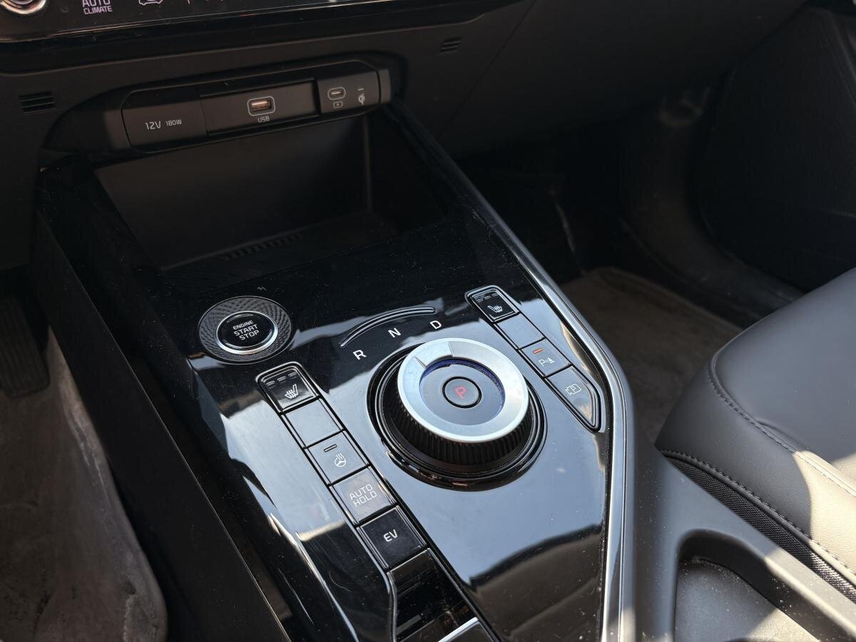 2025 Kia Niro PHEV - Image 59