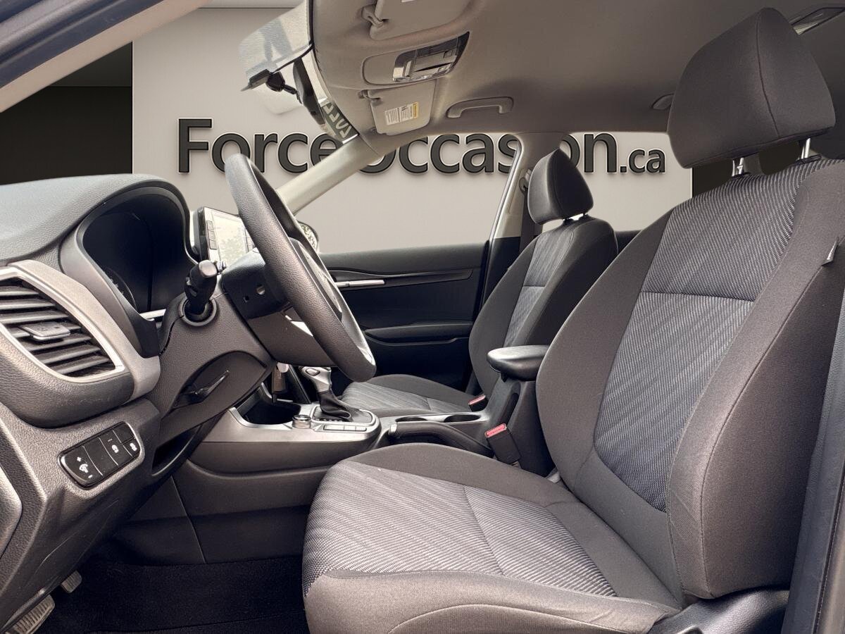 2022 Kia Seltos - Image 40