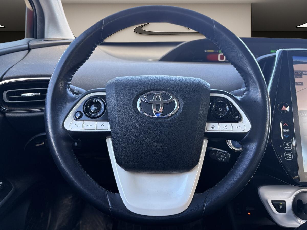 2017 Toyota Prius Prime - Image 38