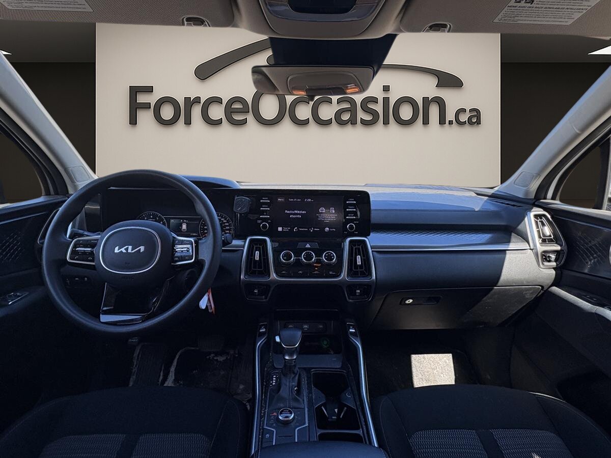 2022 Kia Sorento - Image 20