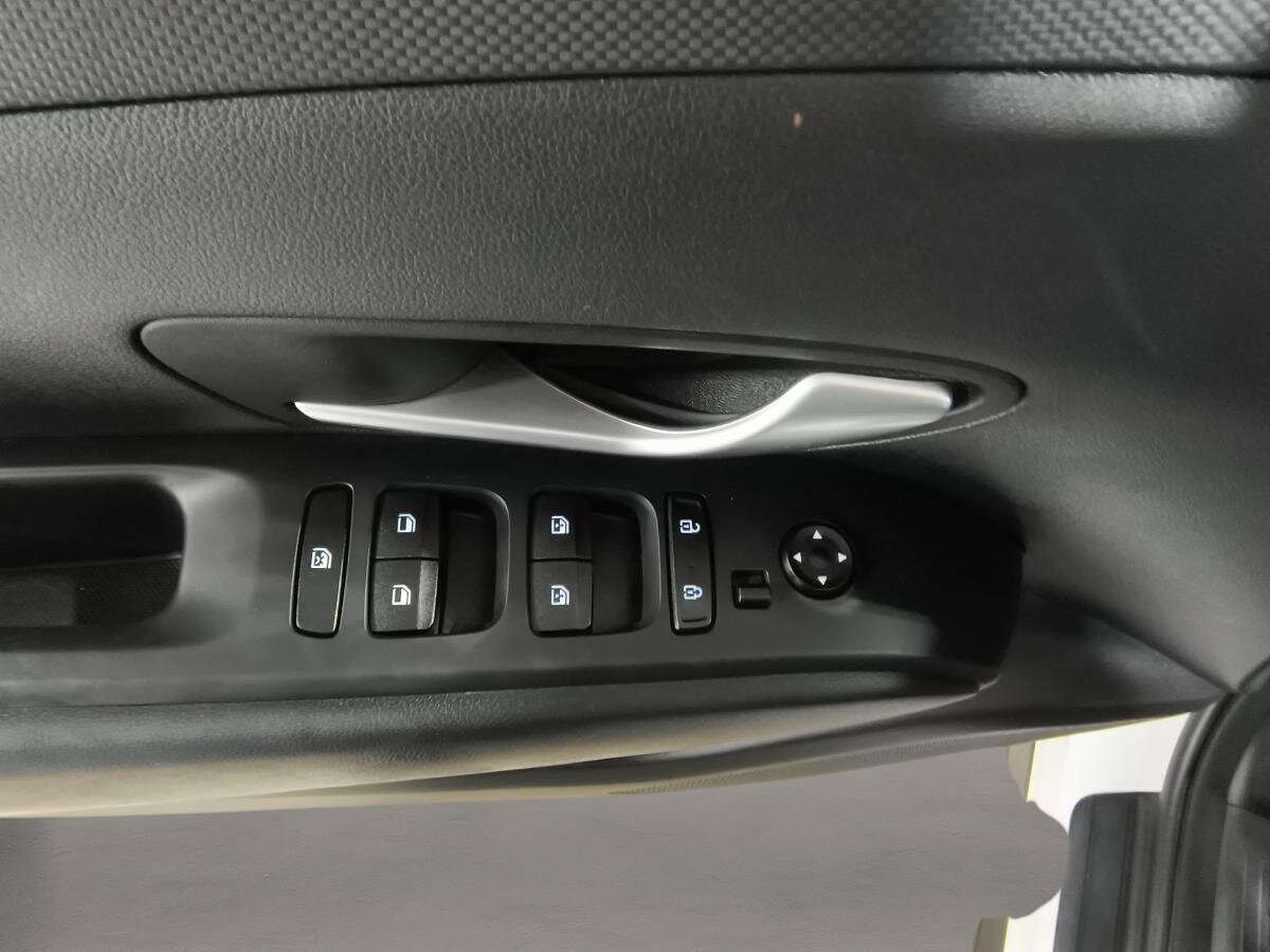 2023 Hyundai Tucson - Image 38