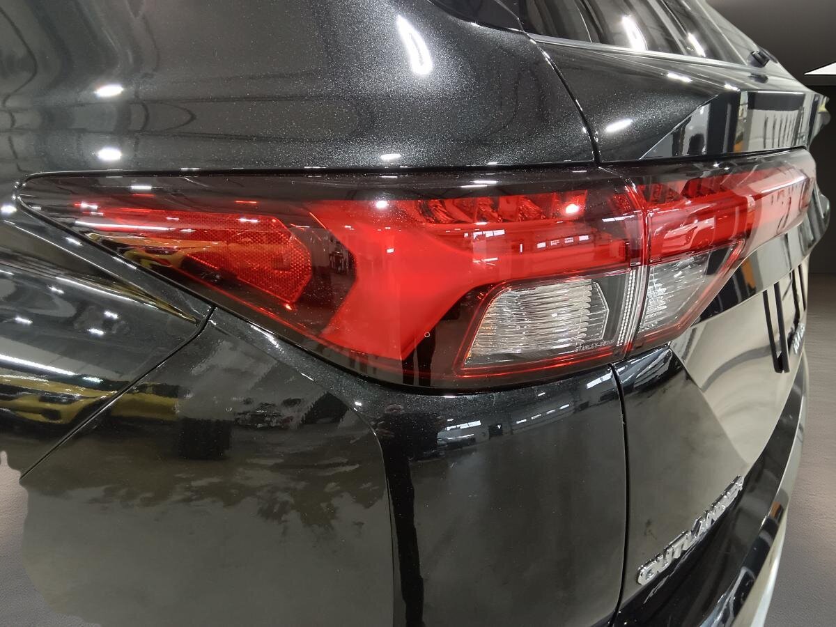 2024 Mitsubishi Outlander PHEV - Image 60