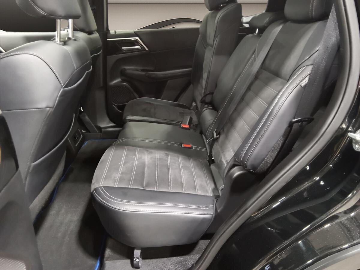 2024 Mitsubishi Outlander PHEV - Image 68