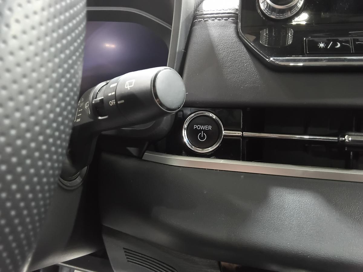 2024 Mitsubishi Outlander PHEV - Image 71