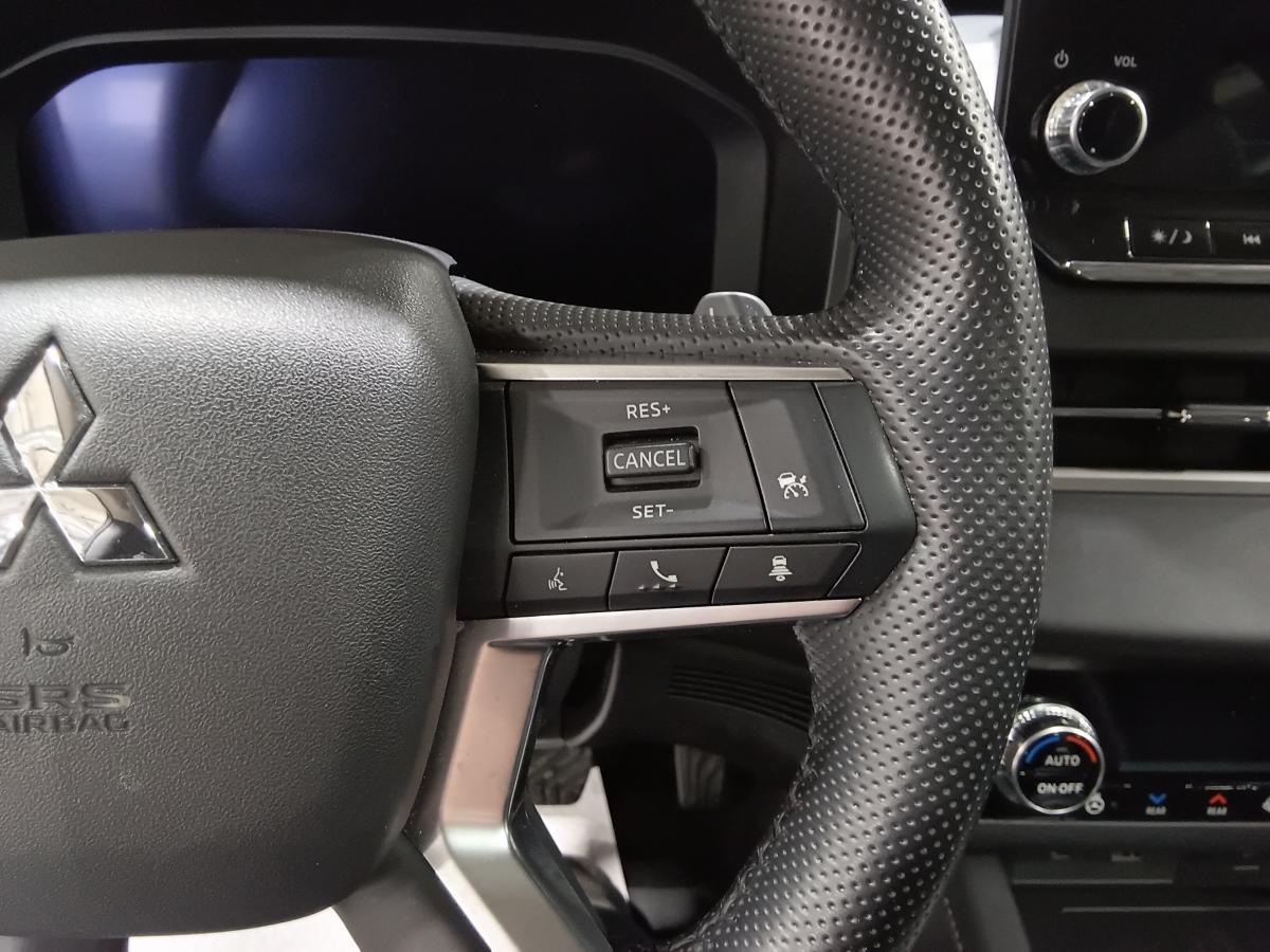 2024 Mitsubishi Outlander PHEV - Image 81