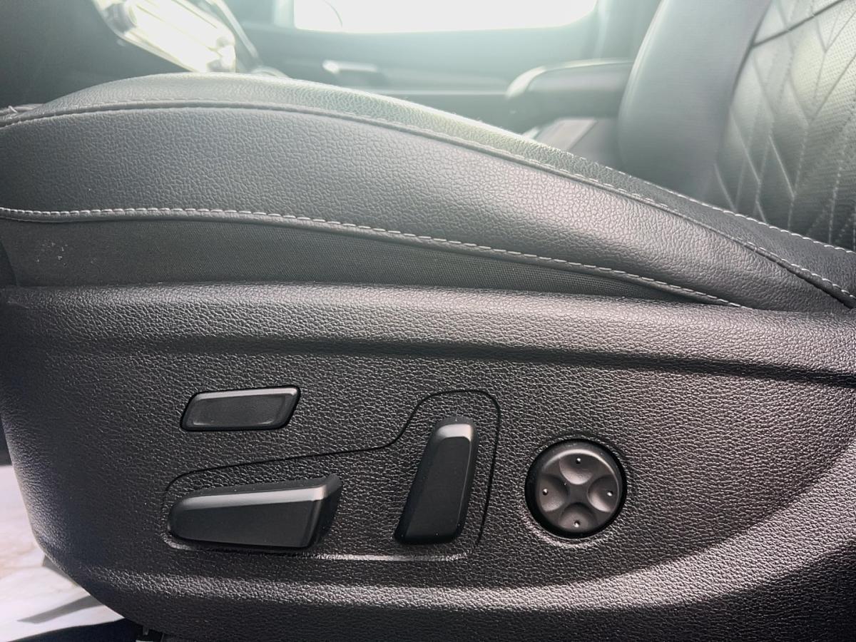 2024 Kia Telluride - Image 25