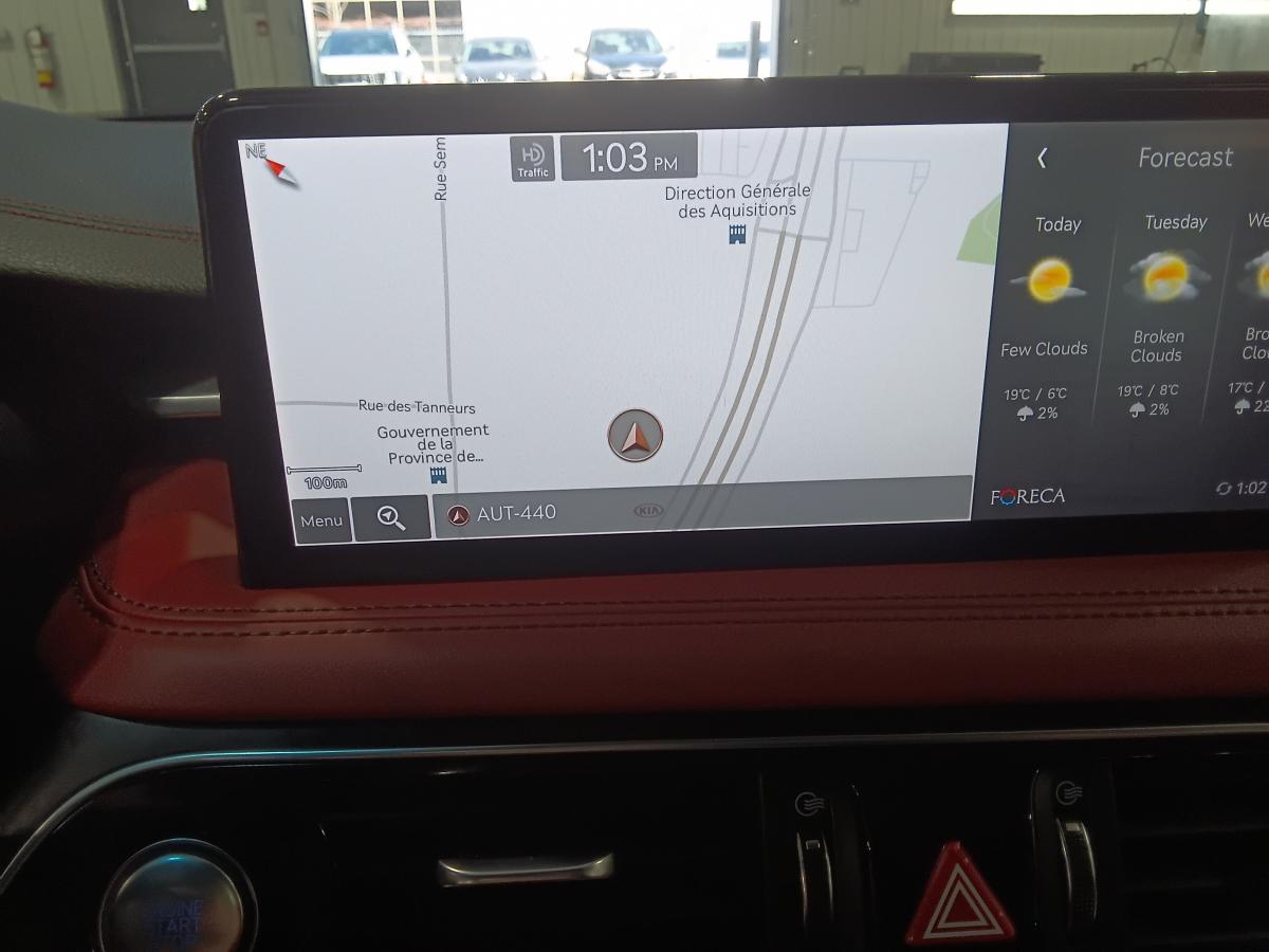 2022 Genesis G70 - Image 46