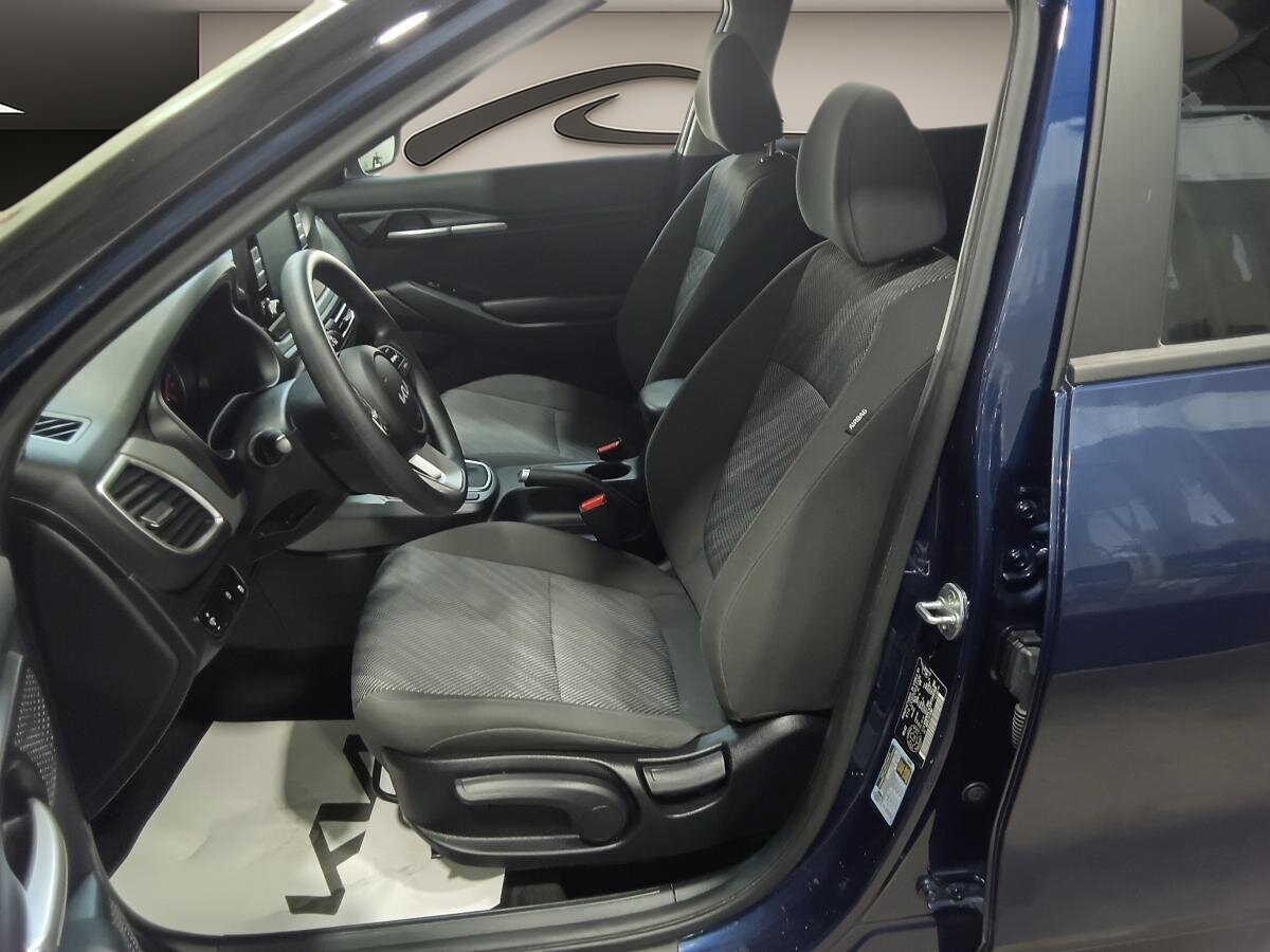 2023 Kia Seltos - Image 30