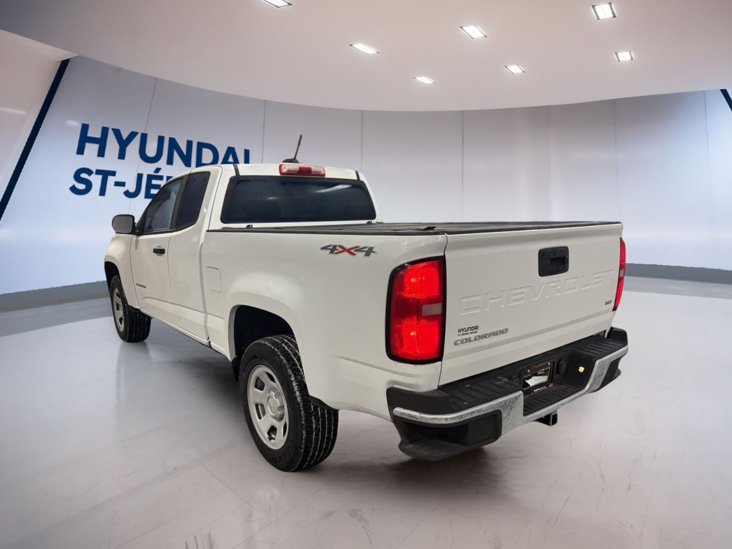 2022 Chevrolet Colorado - Image 384