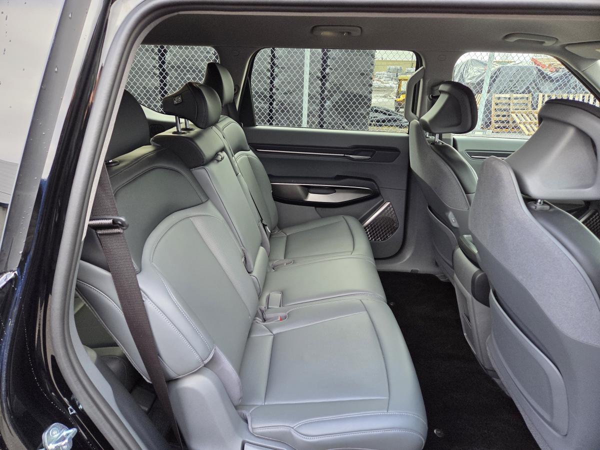 2026 Kia EV9 - Image 532
