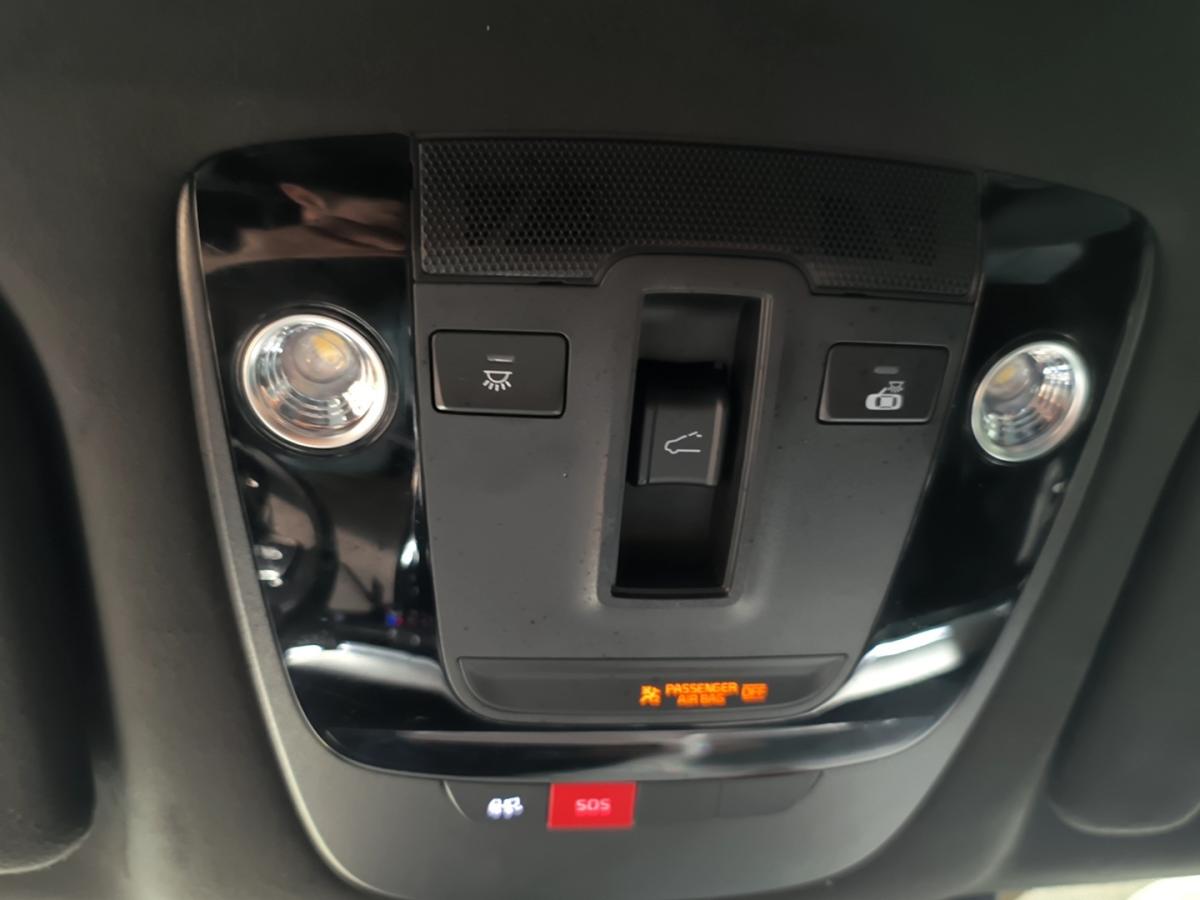 2025 Kia Sorento - Image 260