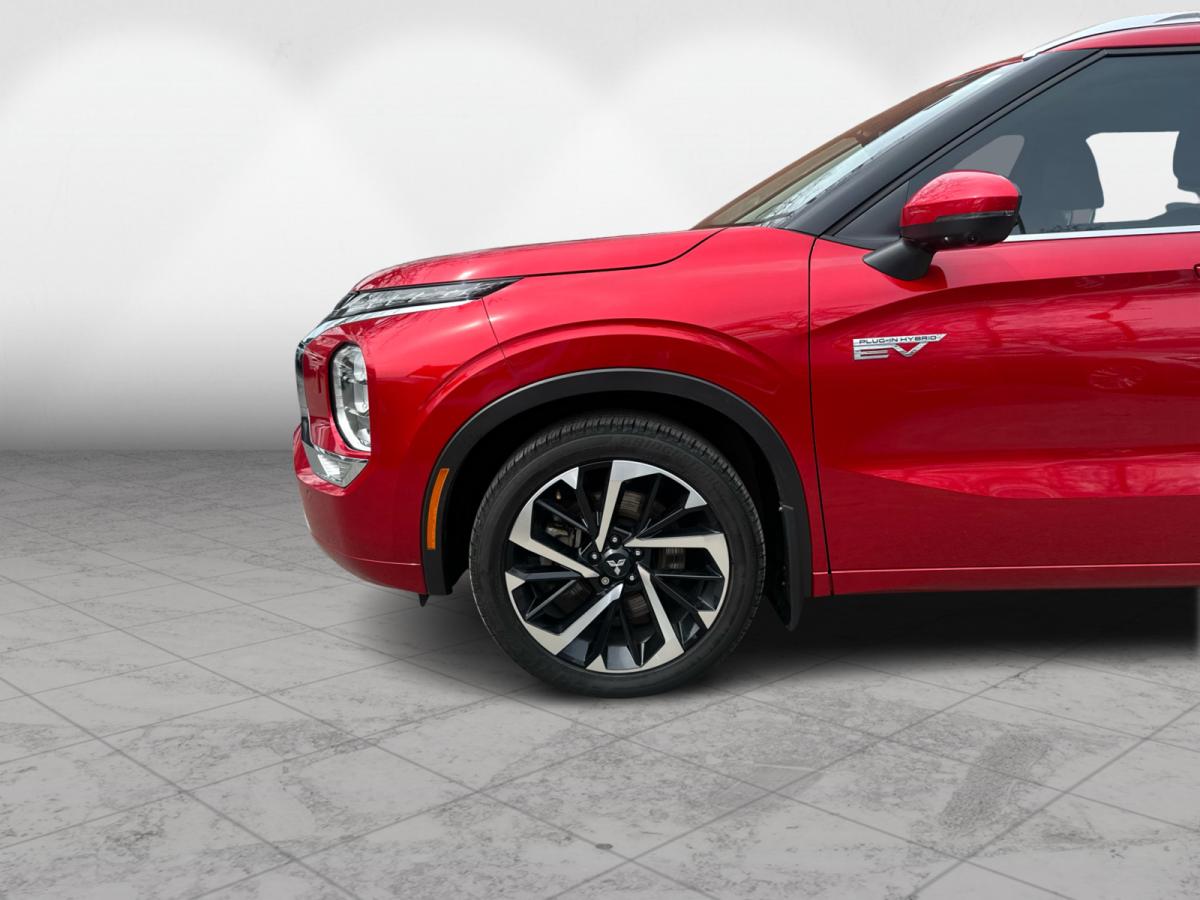 2024 Mitsubishi Outlander - Image 81