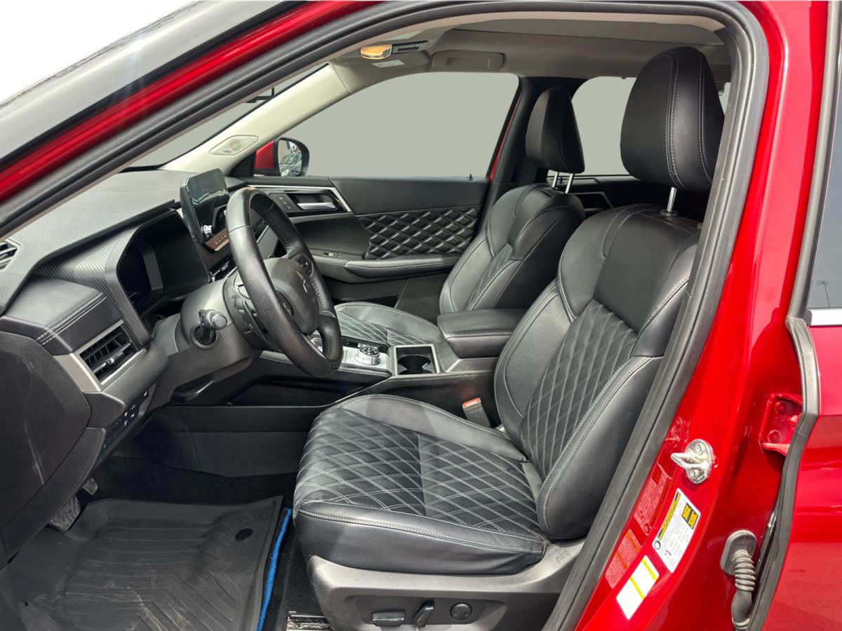 2024 Mitsubishi Outlander - Image 83