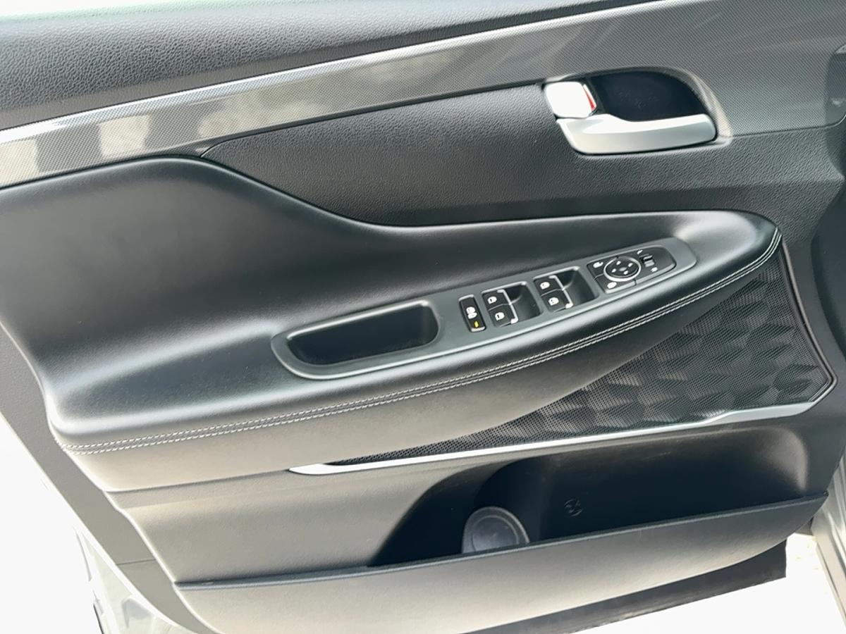 2022 Hyundai Santa Fe - Image 313