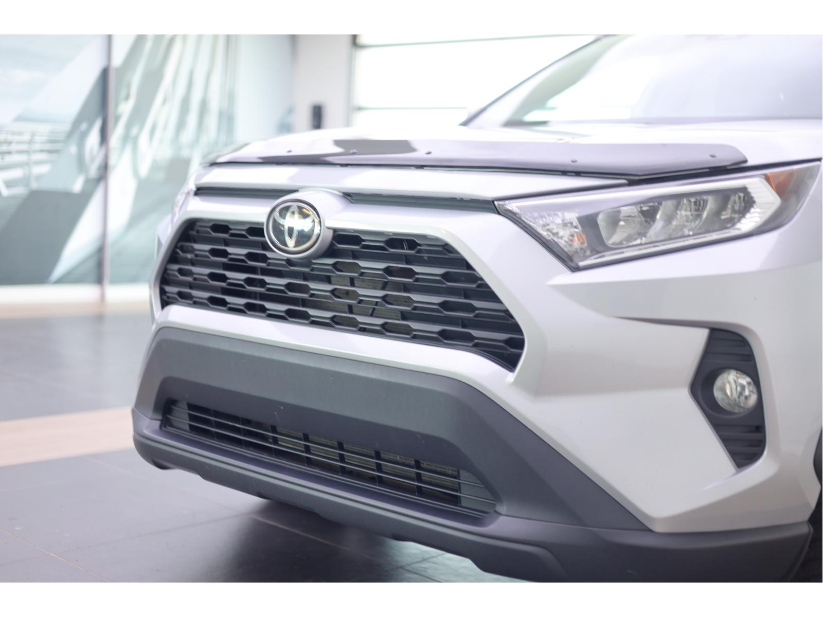 2019 Toyota RAV4 - Image 180
